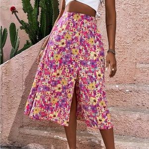 NWOT SHEIN VCAY High Waist Allover Floral Print Split Thigh Skirt